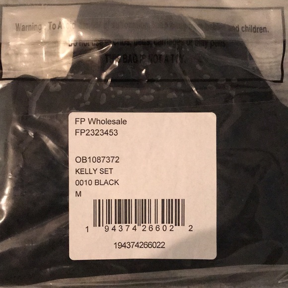 NWT Free People 2 piece Black Heart Lace Kelly Bra Set - Picture 7 of 7